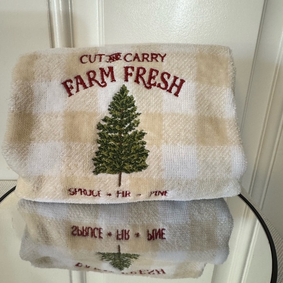 🎄ST. Nicholas Square Bath Hand Towel - Picture 2 of 4